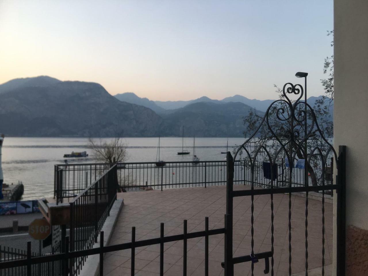 Casa Ines Fronte Lago Brenzone sul Garda Exterior foto