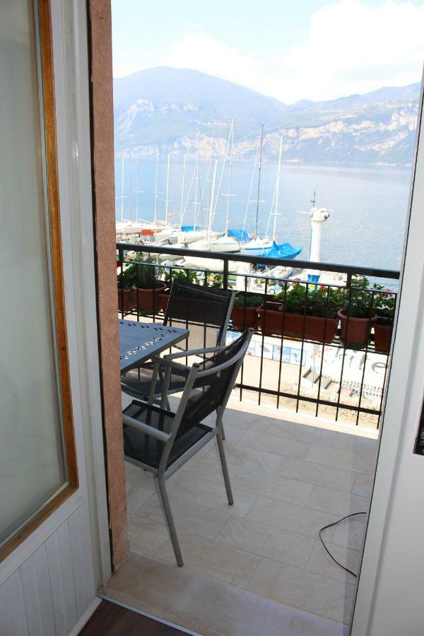 Casa Ines Fronte Lago Brenzone sul Garda Exterior foto