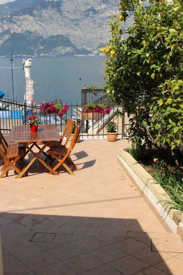 Casa Ines Fronte Lago Brenzone sul Garda Exterior foto